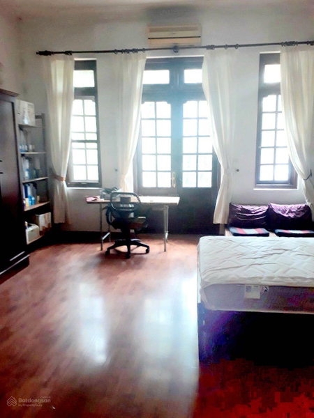 House for rent in Hanoi, Vietnam · Cau Giay District · 1 room, 1 bath