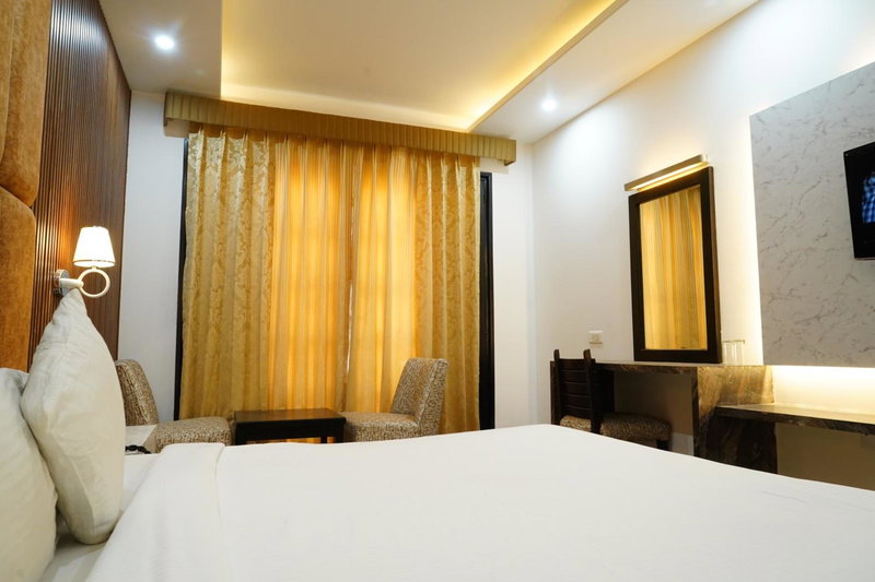 Hotel Raunak, Pinjaur, India