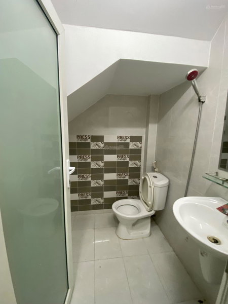 House for rent in Ho Chi Minh City, Vietnam · District 6 · 1 room, 1 bath