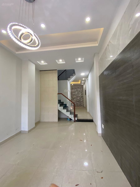 House for rent in Ho Chi Minh City, Vietnam · District 6 · 1 room, 1 bath