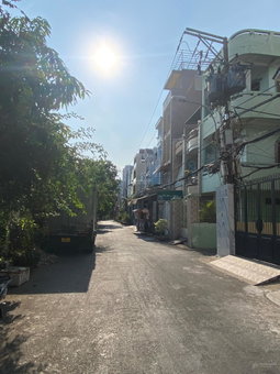 House for rent in Ho Chi Minh City, Vietnam · District 6 · 1 room, 1 bath