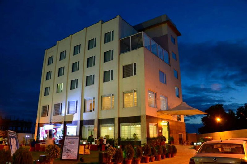 Hotel The Royal Bharti, Mathura, India