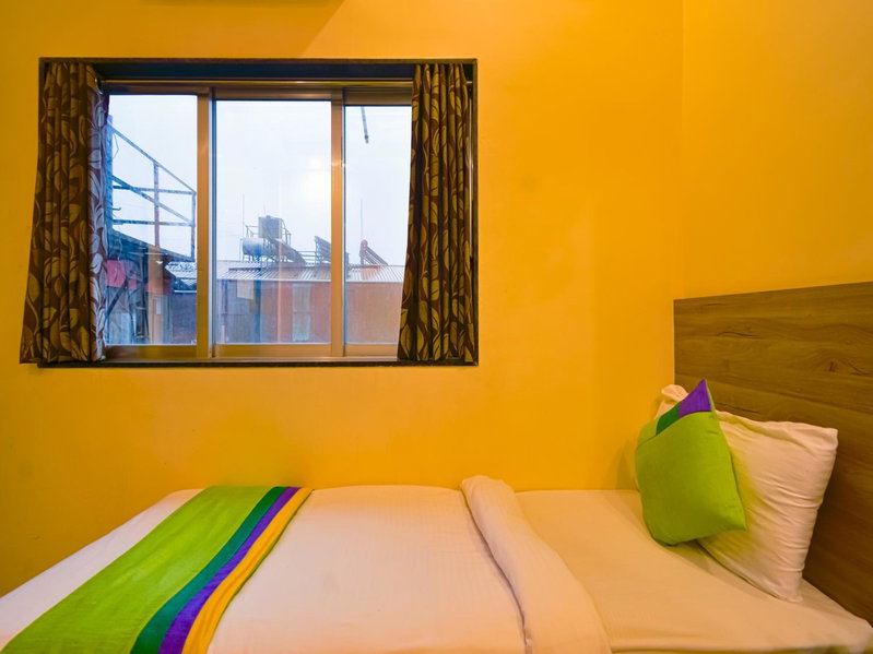 Treebo Winter Town Venna Lake with Swimming Pool, Mahabaleshwar, India