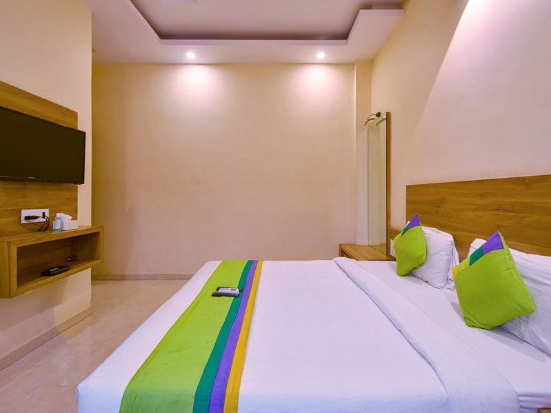 Treebo Winter Town Venna Lake with Swimming Pool, Mahabaleshwar, India