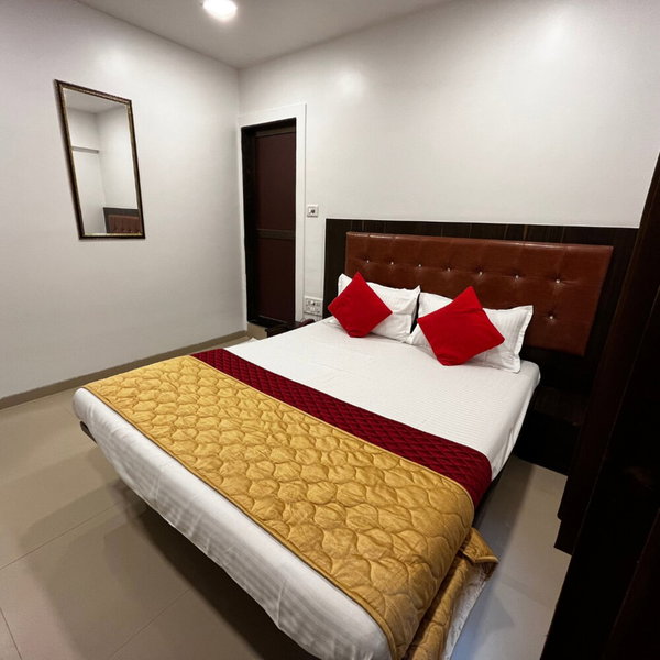 Hotel Borivali Executive, Mumbai, India