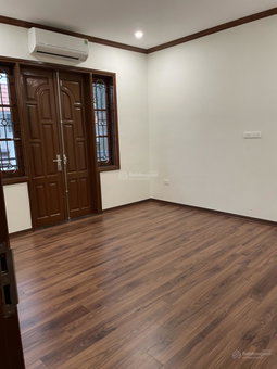 House for rent in Hanoi, Vietnam · Ba Dinh District · 1 room, 1 bath