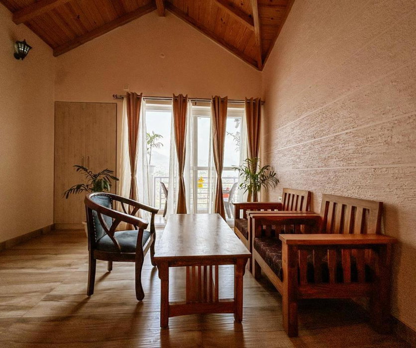 Mohini's Lakeview Cottages, Bhimtal, Bhīm Tāl, India