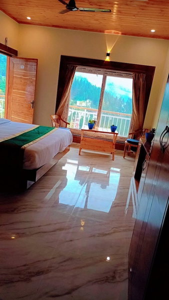 Hotel the Pine Villa Mussoorie, Dehradun, India