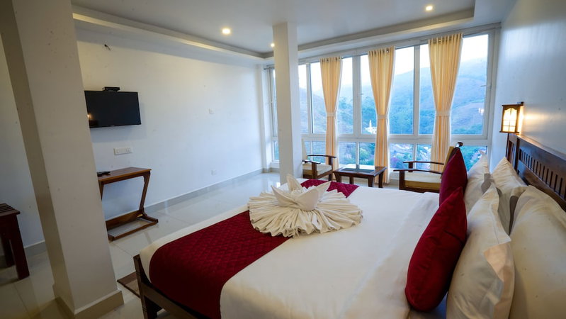 Carmel Top Resort, Devikolam, India