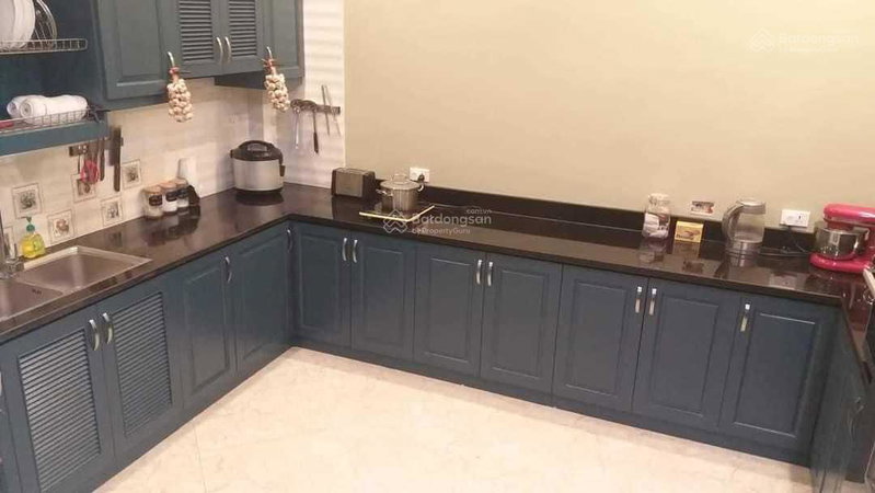 House for rent in Hanoi, Vietnam · Hai Ba Trung District · 1 room, 1 bath
