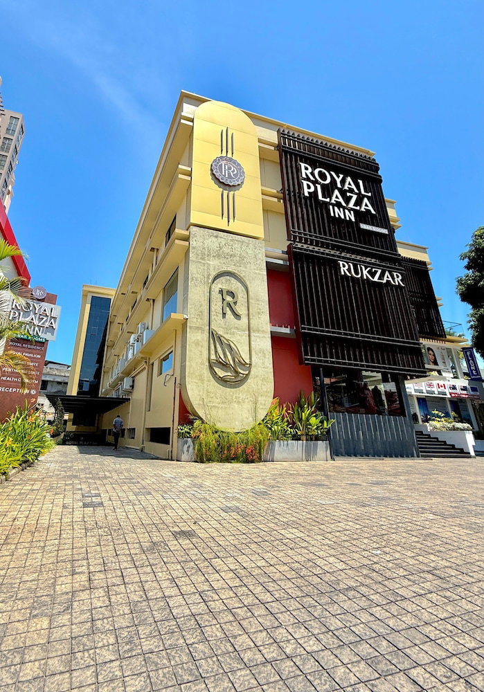Royal Plaza Inn by RAK Rooms, India