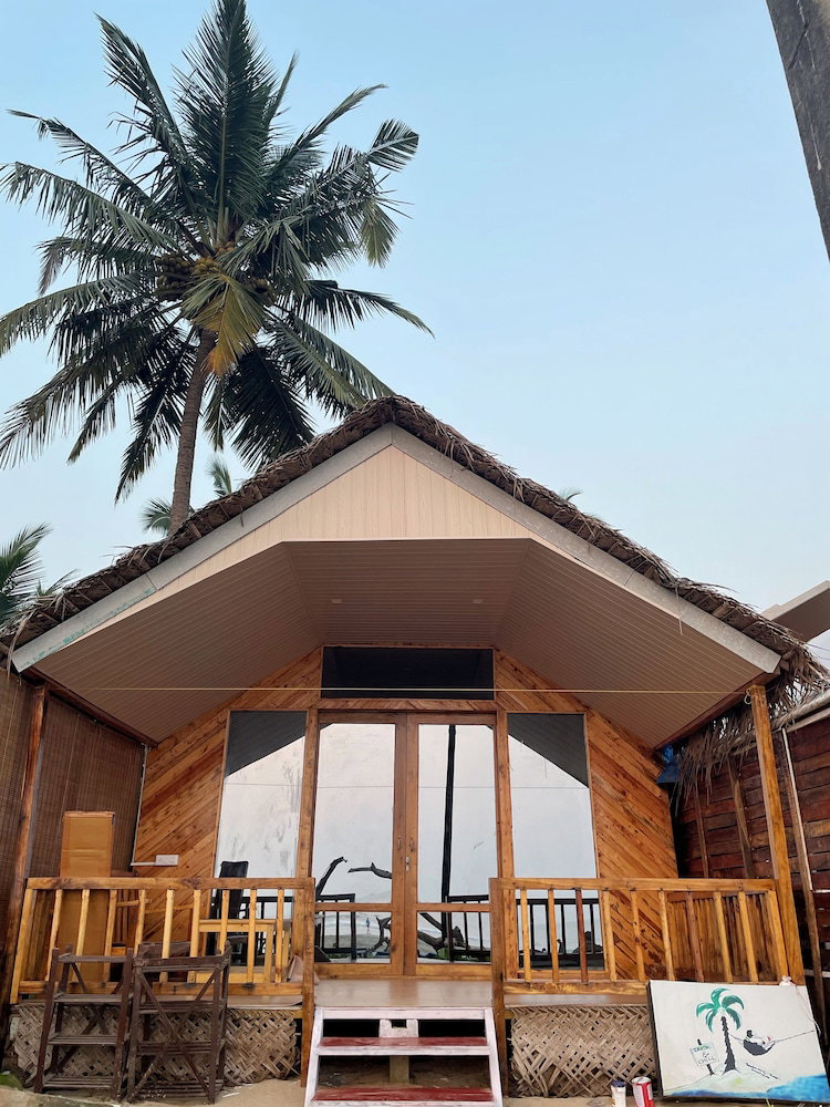 DucknChill-Agonda, India