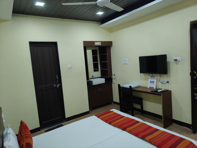Hotel Bakul, Kolhapur, India