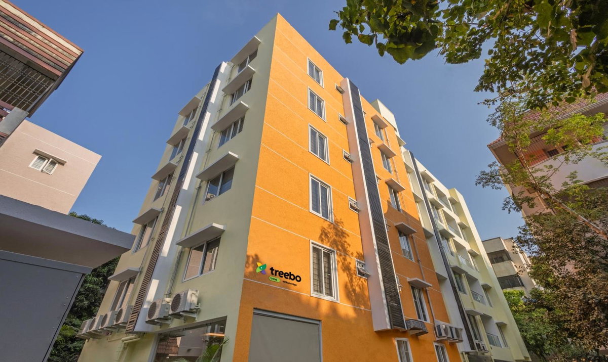 Treebo Premium Vapr Ashok Nagar, India
