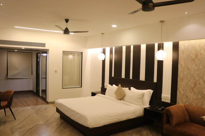Hotel Kadamb Tree, Jabalpur, India