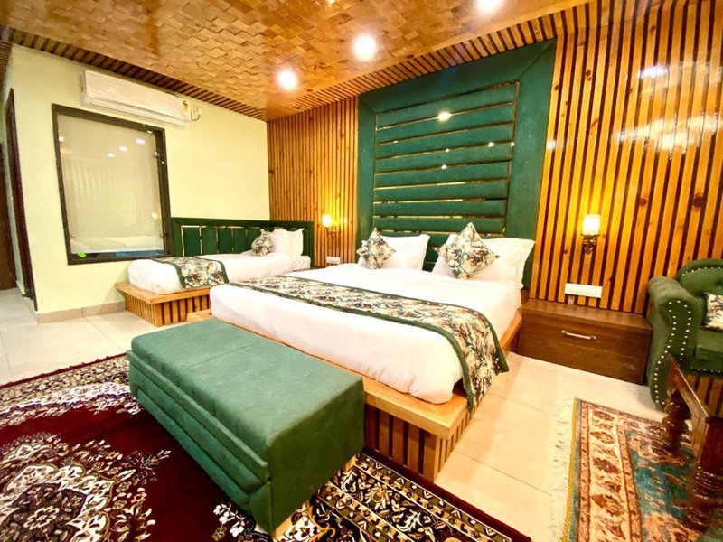 Hotel Woodville Inn - Hotel in Mcleodganj, McLeod Ganj, India