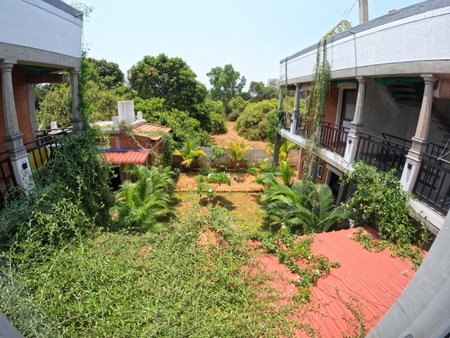 Wow Farm House, Auroville, India