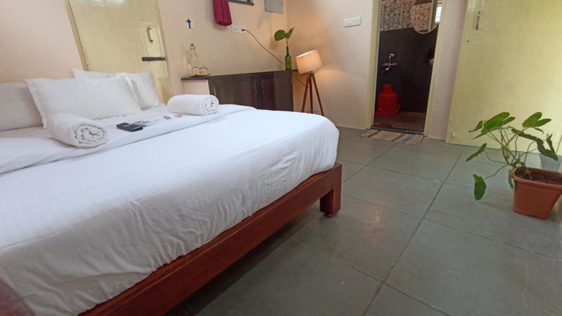 Wow Farm House, Auroville, India