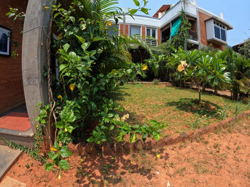 Wow Farm House, Auroville, India