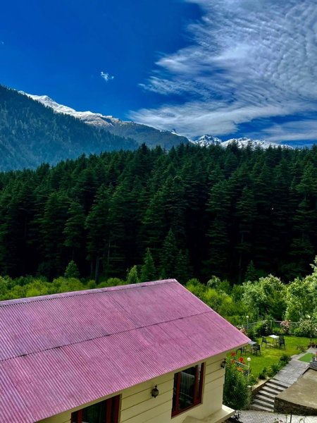Sparsh Resort, A Boutique Stay - Just 2kms uphill from Mall Road, near Old Manali, Manāli, India