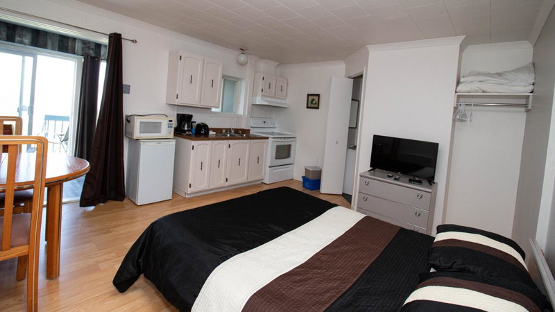 Motel de la mer, Rimouski, Canada