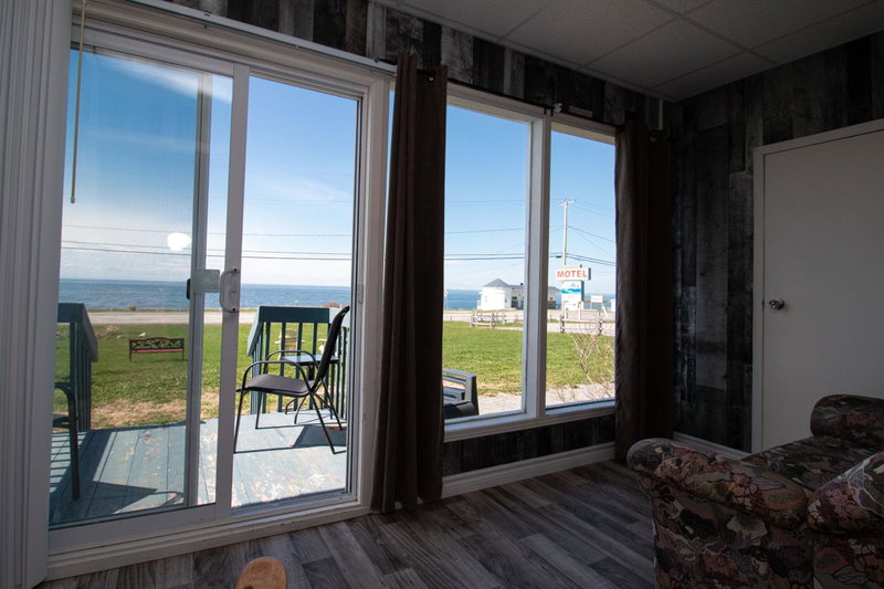 Motel de la mer, Rimouski, Canada