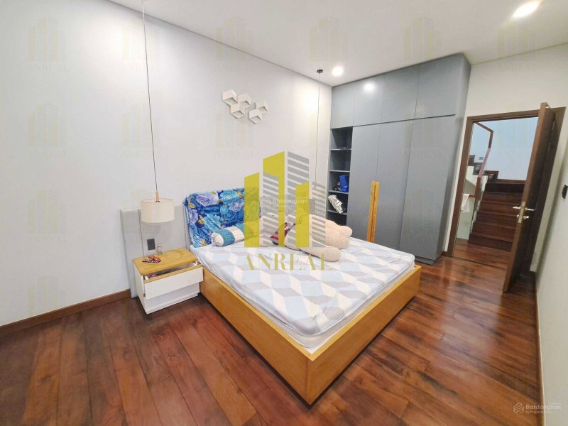 House for rent in Ho Chi Minh, Vietnam · District 2 · 5 rooms, 4 baths