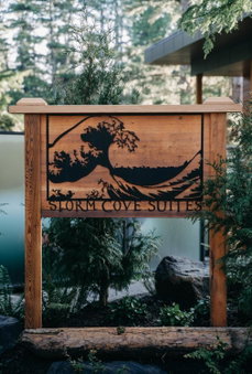 Storm Cove Suites, Ucluelet, Canada
