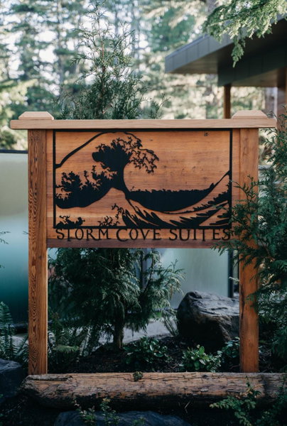 Storm Cove Suites, Ucluelet, Canada