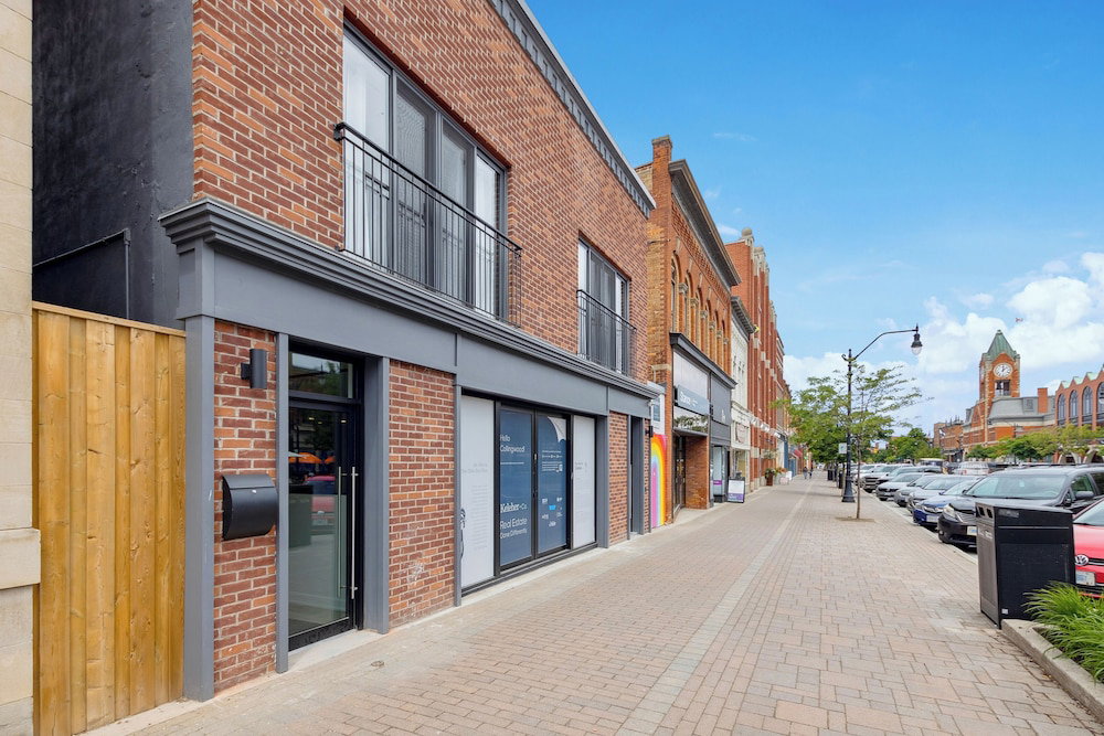 Downtown Collingwood Condos, Canada
