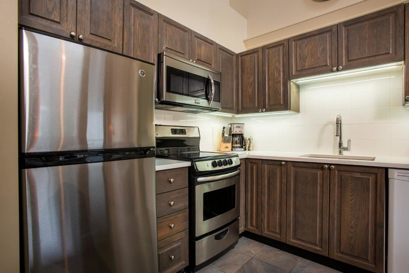 R & R Retreat Luxury Condo, Whistler, Canada