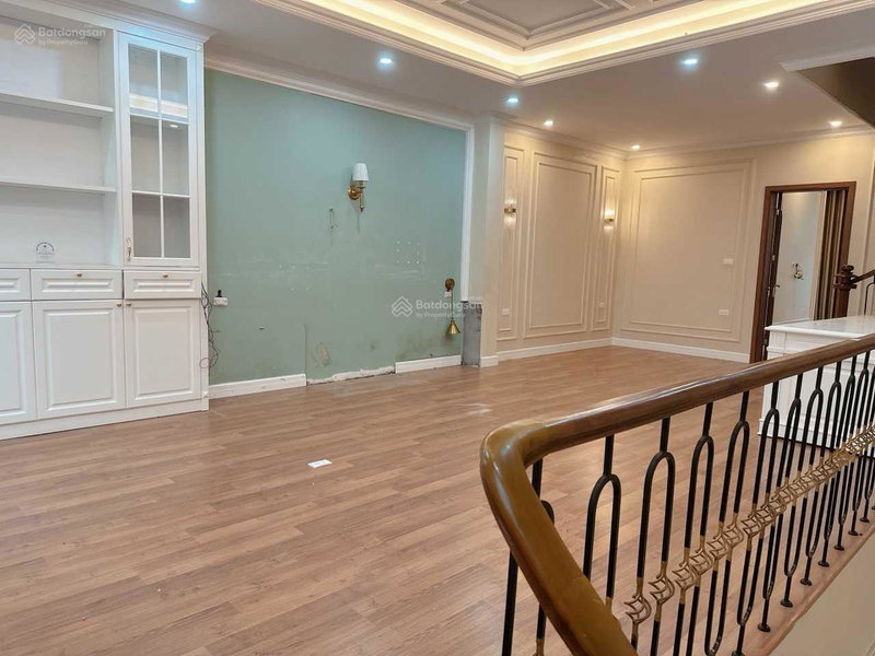 House for rent in Hanoi, Vietnam · Dong Da District · 1 room, 1 bath
