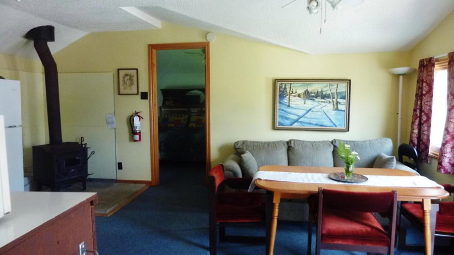 Silver Springs Cottage Resort, Harcourt, Canada