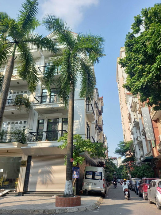 House for rent in Hanoi, Vietnam · Cau Giay District · 1 room, 1 bath