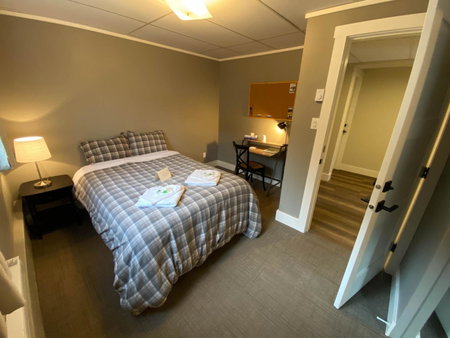 Stewart Mountain Lodge, Stewart, Canada