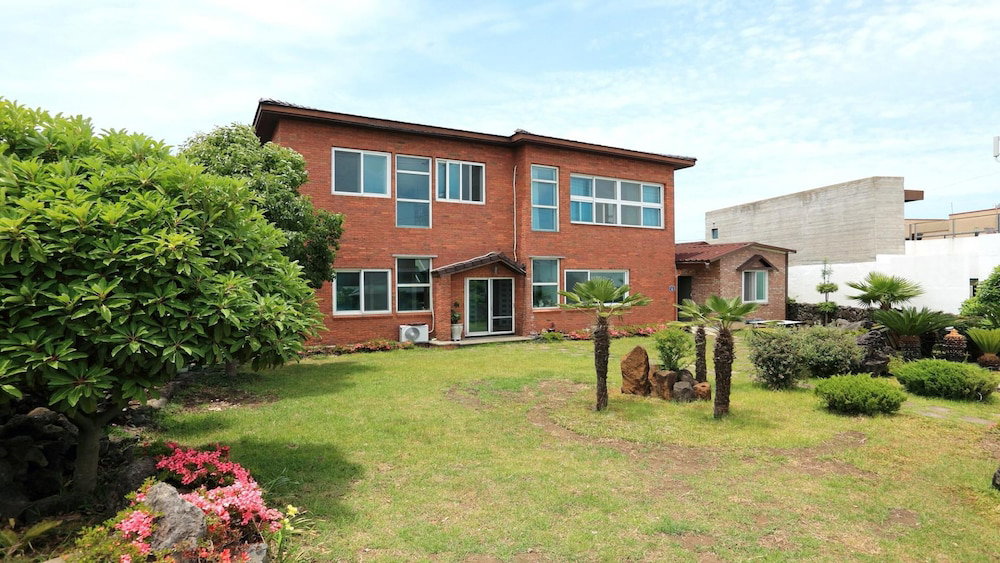 Jeju Ophirhouse Pension, South Korea