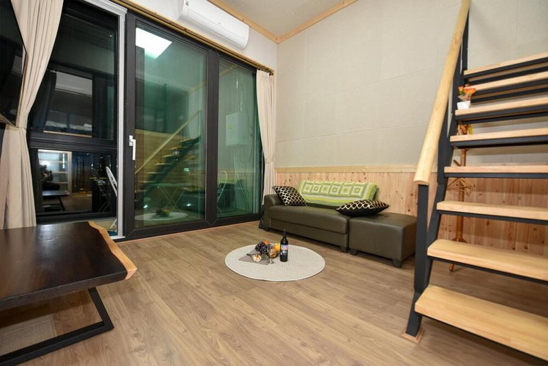 Yeosu Chunghong Pension, Yeosu, South Korea