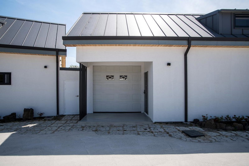 Built in Garage Jeju, Jeju, South Korea