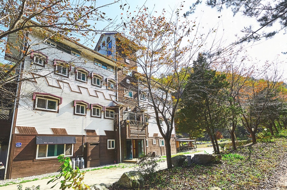 Hotel · Healing Road, Chuncheon