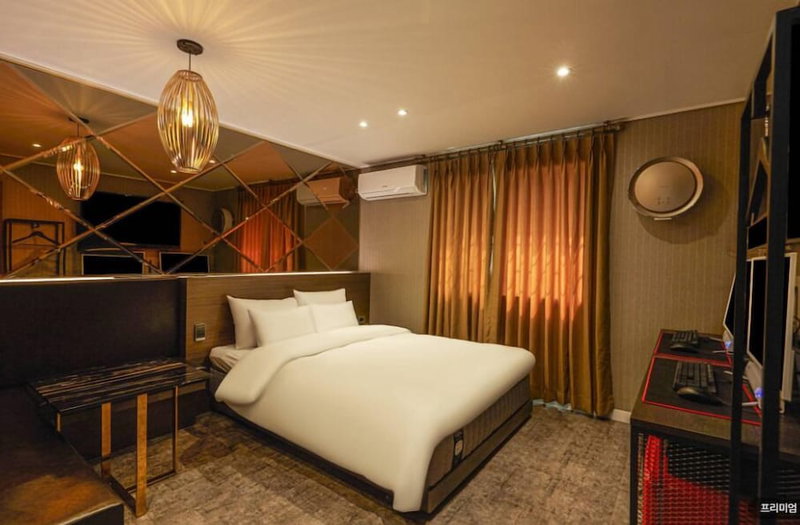Hotel Ravi, Seoul, South Korea