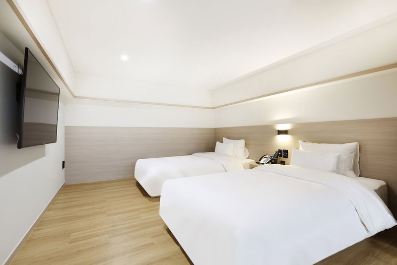 Pohang Hound Hotel Songdo Beach, Pohang, South Korea