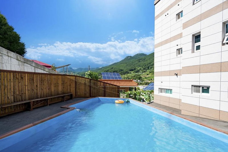 Tongyoung Misung Sweet Pension, Tongyeong, South Korea