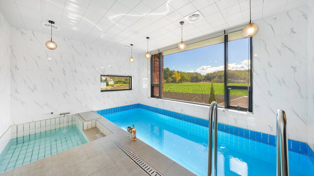 Hotel · Gangneung Staydasiolgae Poolvillapension, Gangneung
