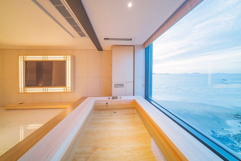 Yeonhwamoon Hotel Byeonsan, Buan, South Korea