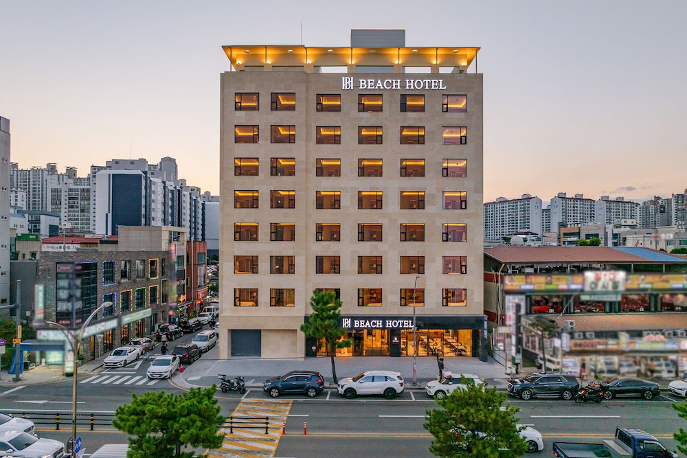 Pohang Yeongildae Beach Hotel, South Korea