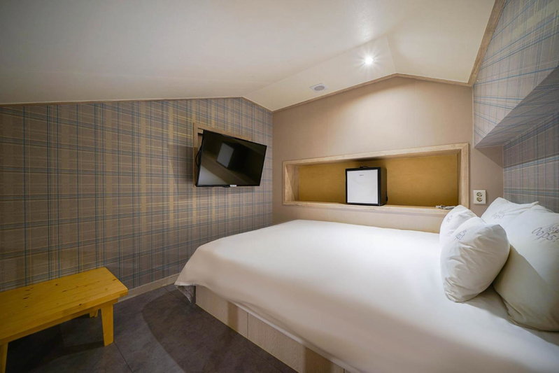 Oops Hotel, Busan, South Korea