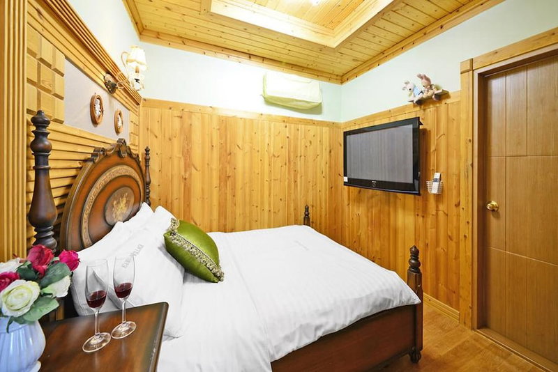 Gyeongju Euro Vill Spa Pension, Gyeongju, South Korea