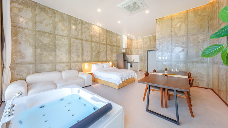 Gangreung cn6 Ocean View spa Poolvilla, Gangneung, South Korea