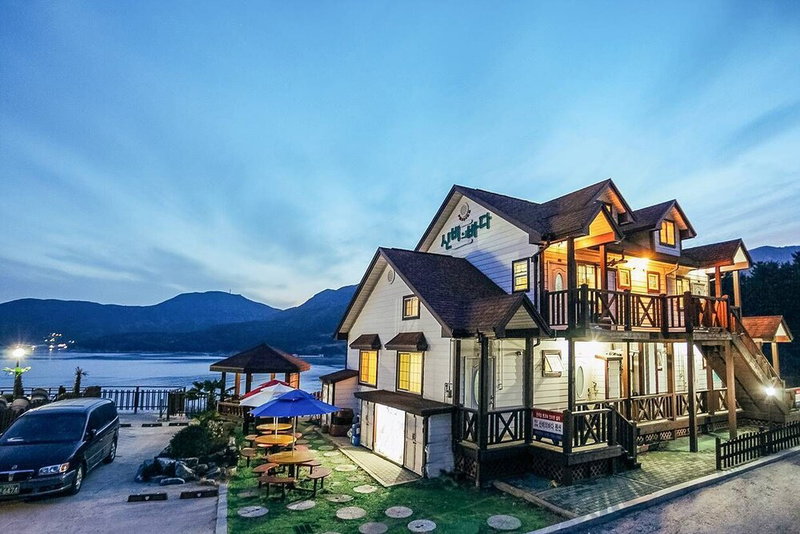 Sinbibada Pension, Geoje, South Korea