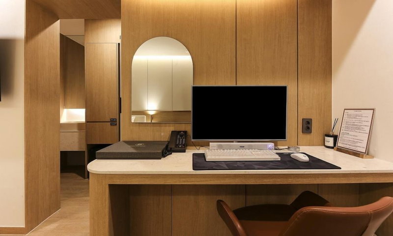 Browndot Hotel Yeongju Jungang Branch, Yeongju, South Korea